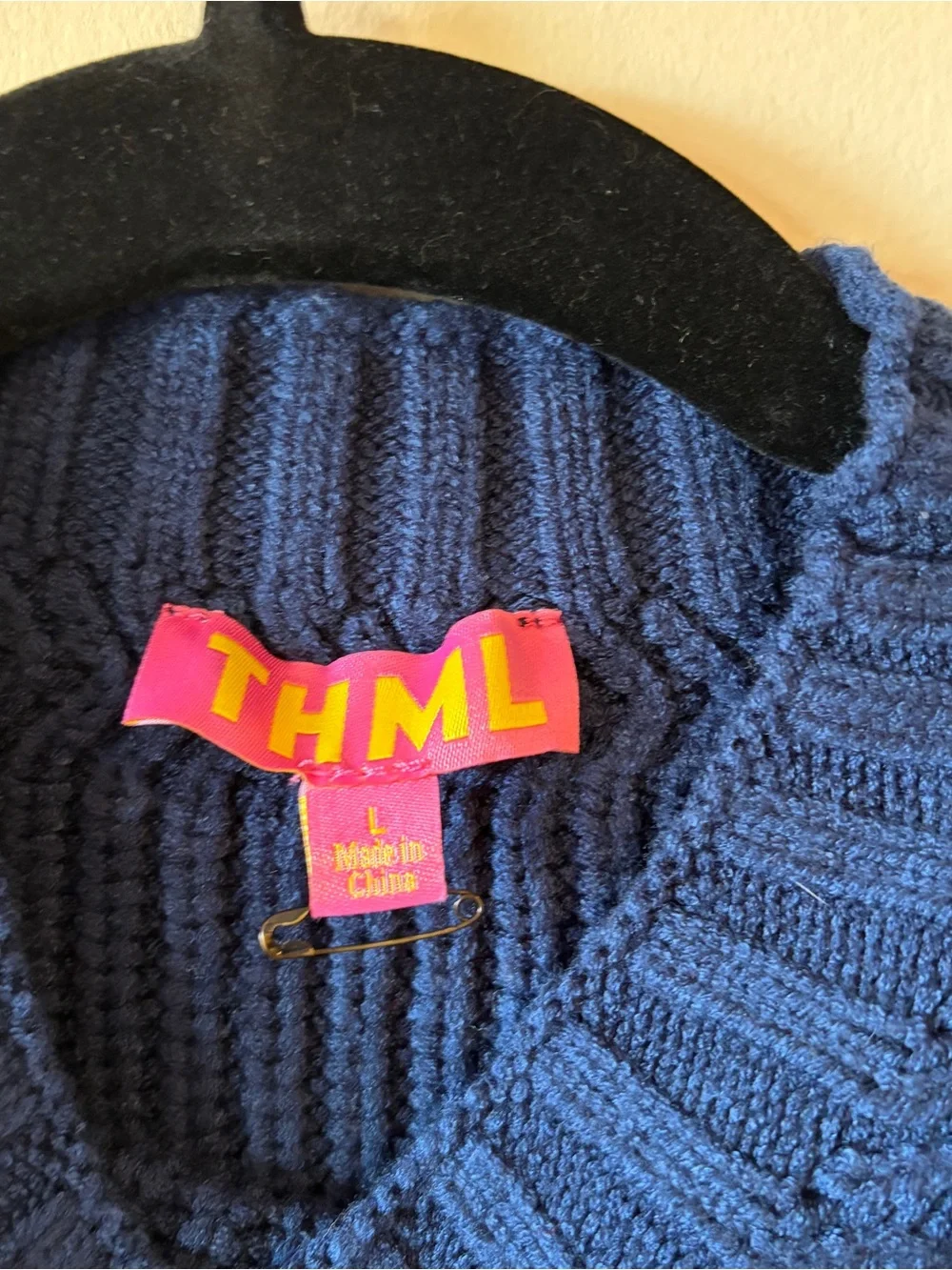 Striped Knit Vest - Picture 3 of 4